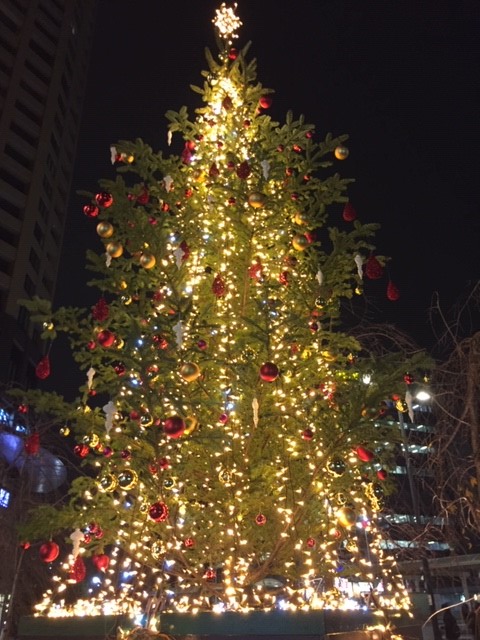 中目黒駅前 クリスマスツリーが輝いています シティハウス中目黒サウス 住友不動産の新築マンション 分譲マンション 戸建の公式ブログ