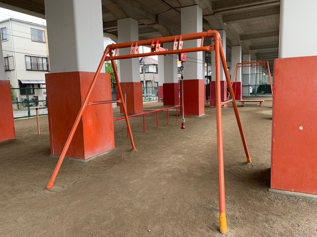 雨の日でも遊べる 屋根付き高架下公園のご紹介です ソライエシティ ザ パーク ザ ガーデン 住友不動産の新築マンション 分譲マンション 戸建の公式ブログ